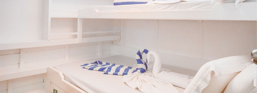 4 En-suite cabins with bunk beds